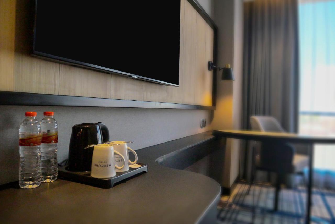 Mercure Surabaya Manyar Exterior photo