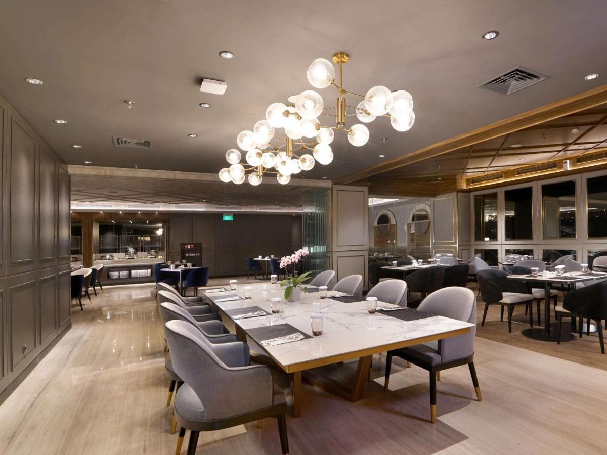 Mercure Surabaya Manyar Exterior photo
